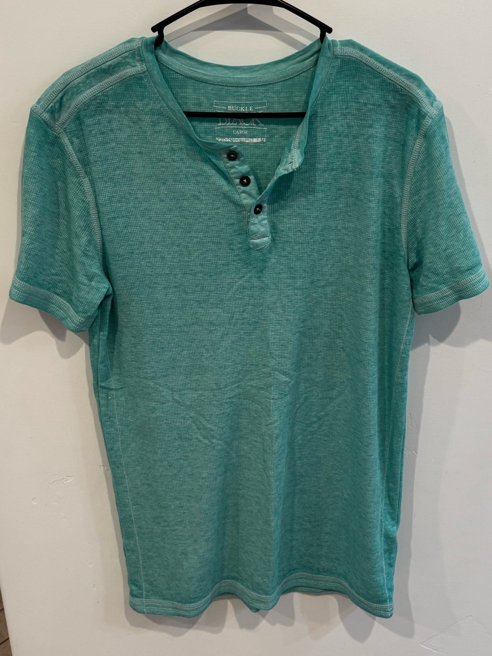 Buckle Short-Sleeve Henley in Aqua